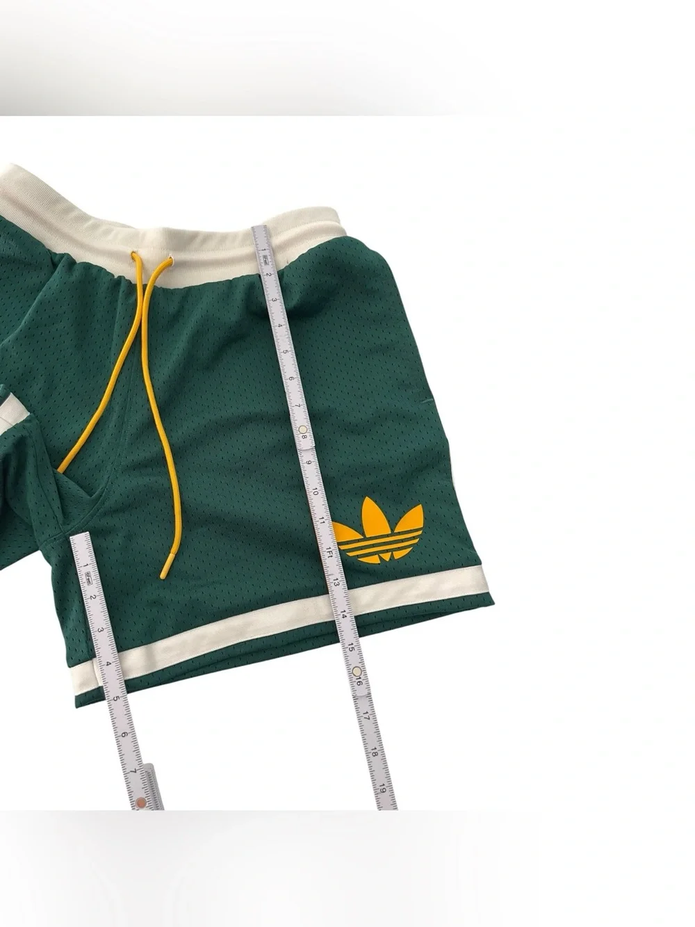 Adidas Originals OG Men’s Small Green Mesh Basketball Shorts Trefoil Retro